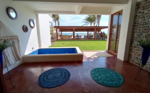 Departamento Nuevo Pie de Playa Palmarito / 2 o 3 Recamaras / Puerto Escondido