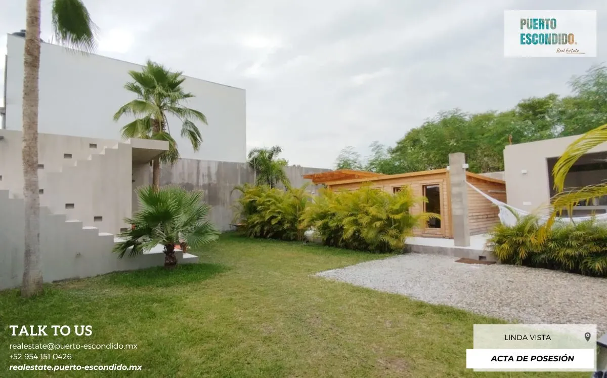 Stunning house in Linda Vista Real Estate Puerto Escondido