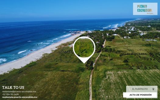 Lote de 2,220 M2 a pie de playa en venta en el Puertecito