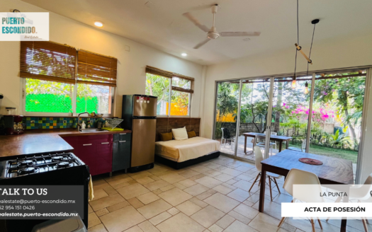 Propiedad Exclusiva Con Amplio Jardín En La Punta – Vendido