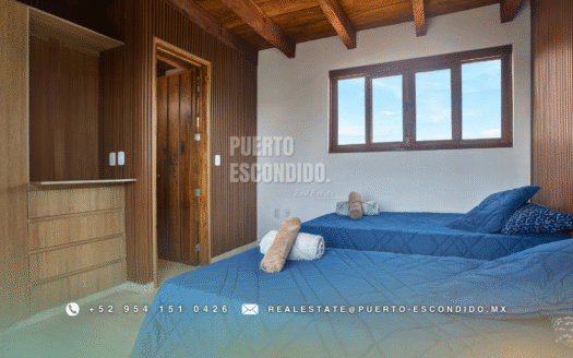 Beachfront Home in El Palmarito