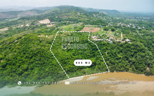 Riverside Lot Barra Navidad