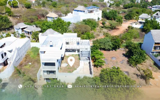 Modern Home Near the Coast in La Barra de Colotepec