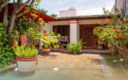 Spacious Estate with Rental Apartments in El Tule