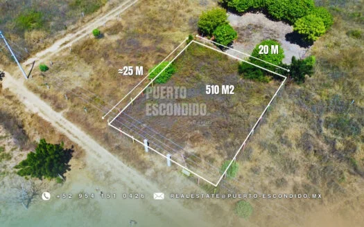 Terreno con Vista al Mar en Agua Blanca