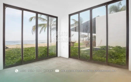 Exclusive 3 Bedroom Beachfront Retreat in Palmarito