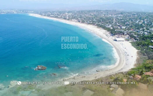 558m2 land in La Punta